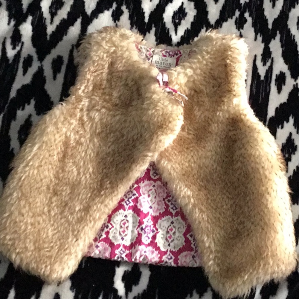 Reversible faux fur vest